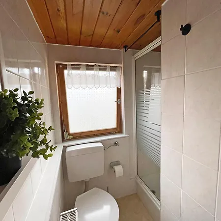 Tiny House Mit Garten In See-naehe Lägenhet